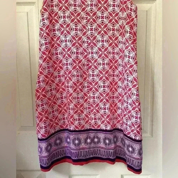 Tommy Bahama 100% Linen
Tropical Terrazza Shift Dress Medium - Picture 10 of 14